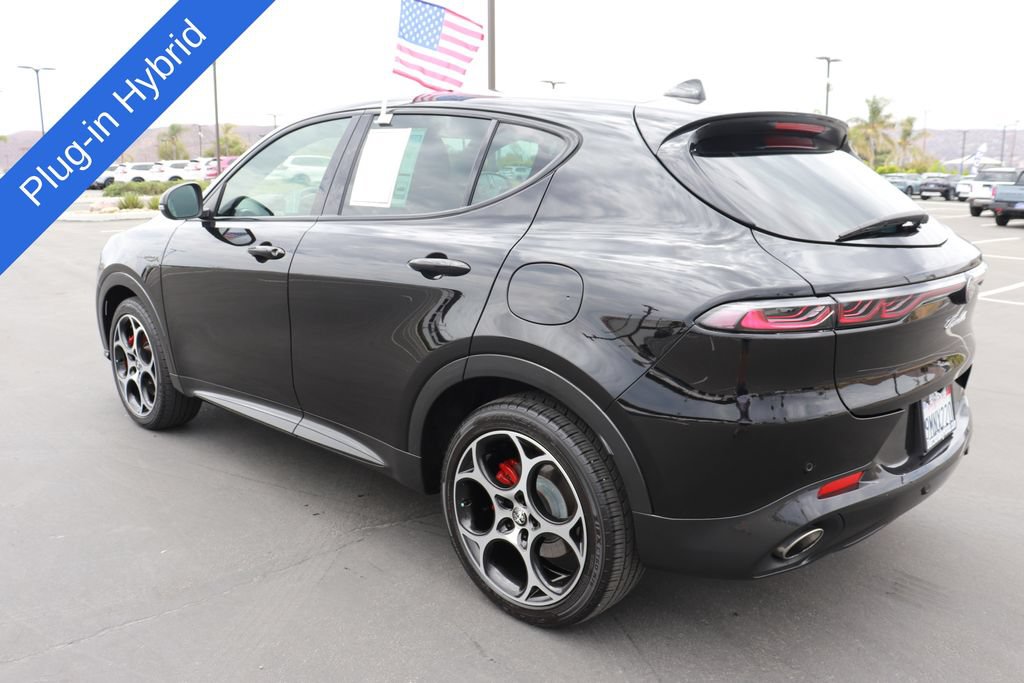 Used 2024 Alfa Romeo Tonale Veloce w/ Premium Interior Package AWD/4WD image 4