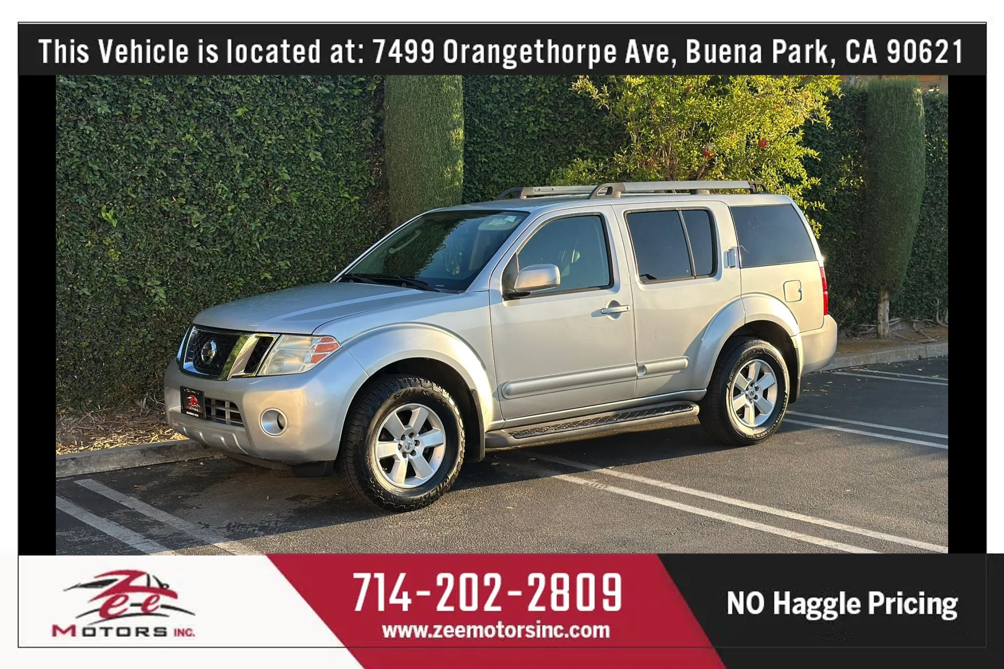 Used 2011 Nissan Pathfinder SV RWD image 12