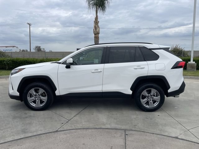 Used 2024 Toyota RAV4 XLE FWD image 5