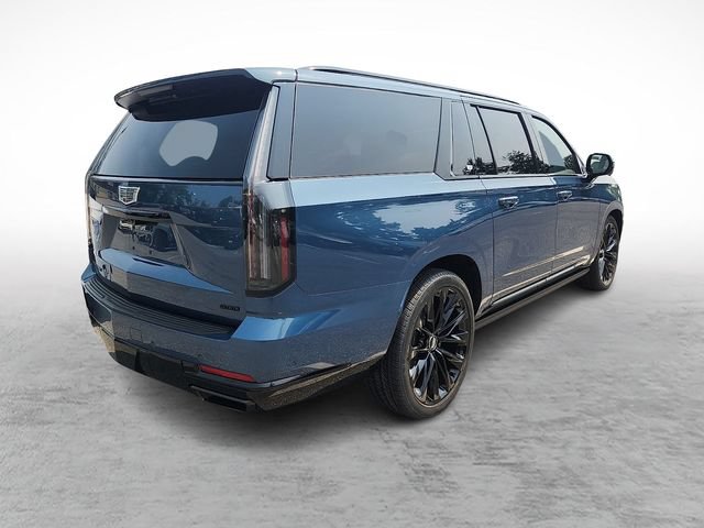 Certified 2025 Cadillac Escalade ESV Sport Platinum w/ LPO, ONYX Package AWD/4WD image 3
