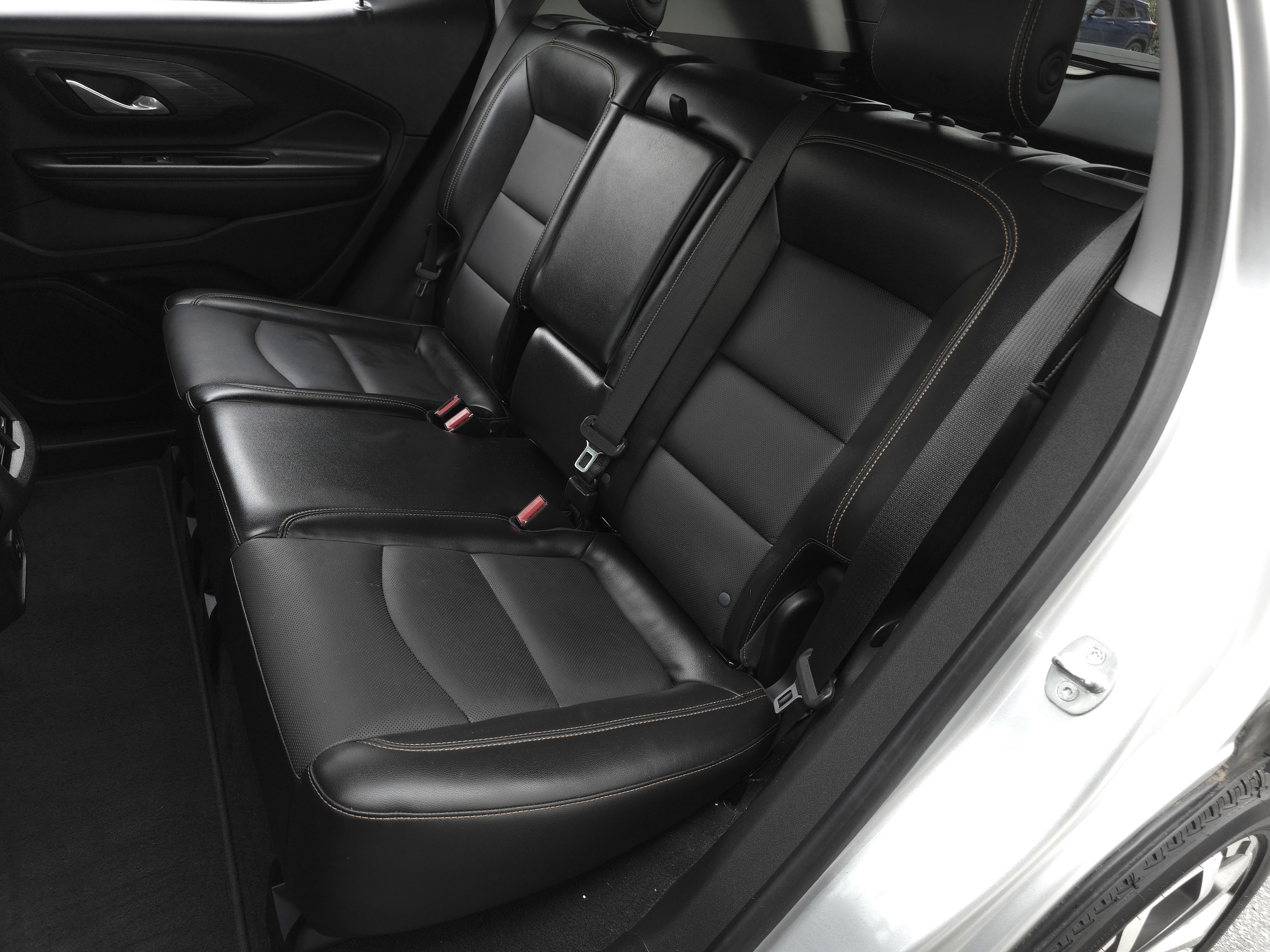 Used 2020 GMC Terrain SLT w/ Preferred Package image 26