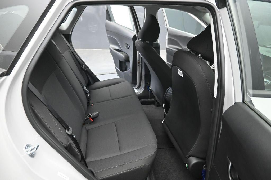 New 2027 Hyundai Kona SE FWD image 29