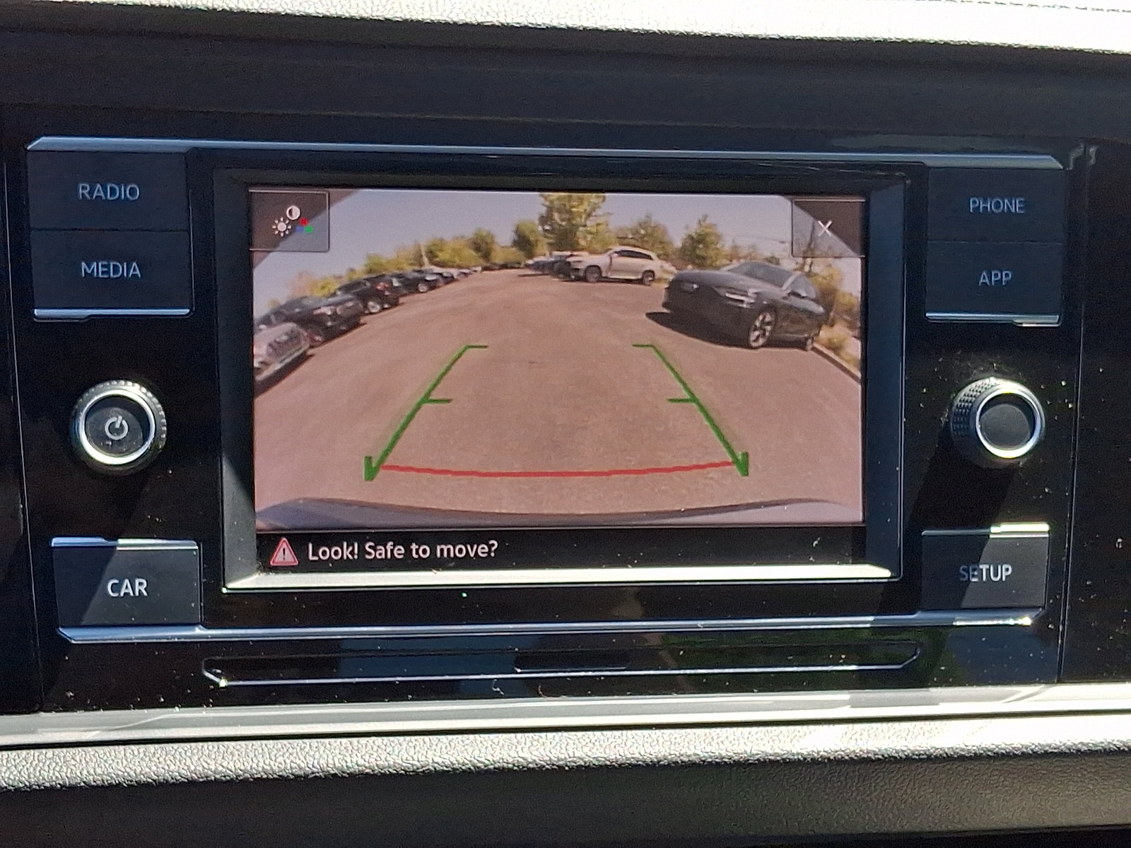 Used 2019 Volkswagen Jetta R-Line FWD image 18