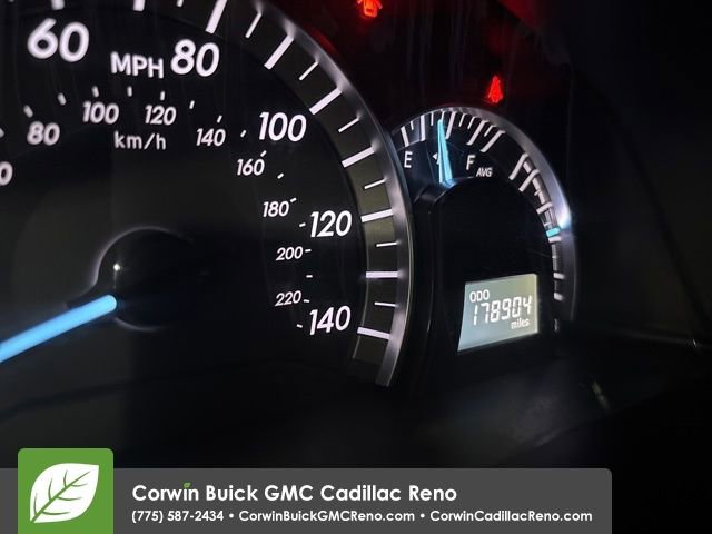 Used 2014 Toyota Camry SE w/ Moonroof Package image 21