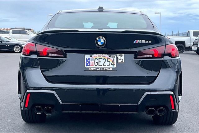Used 2025 BMW M235i xDrive w/ Technology Package AWD/4WD image 4