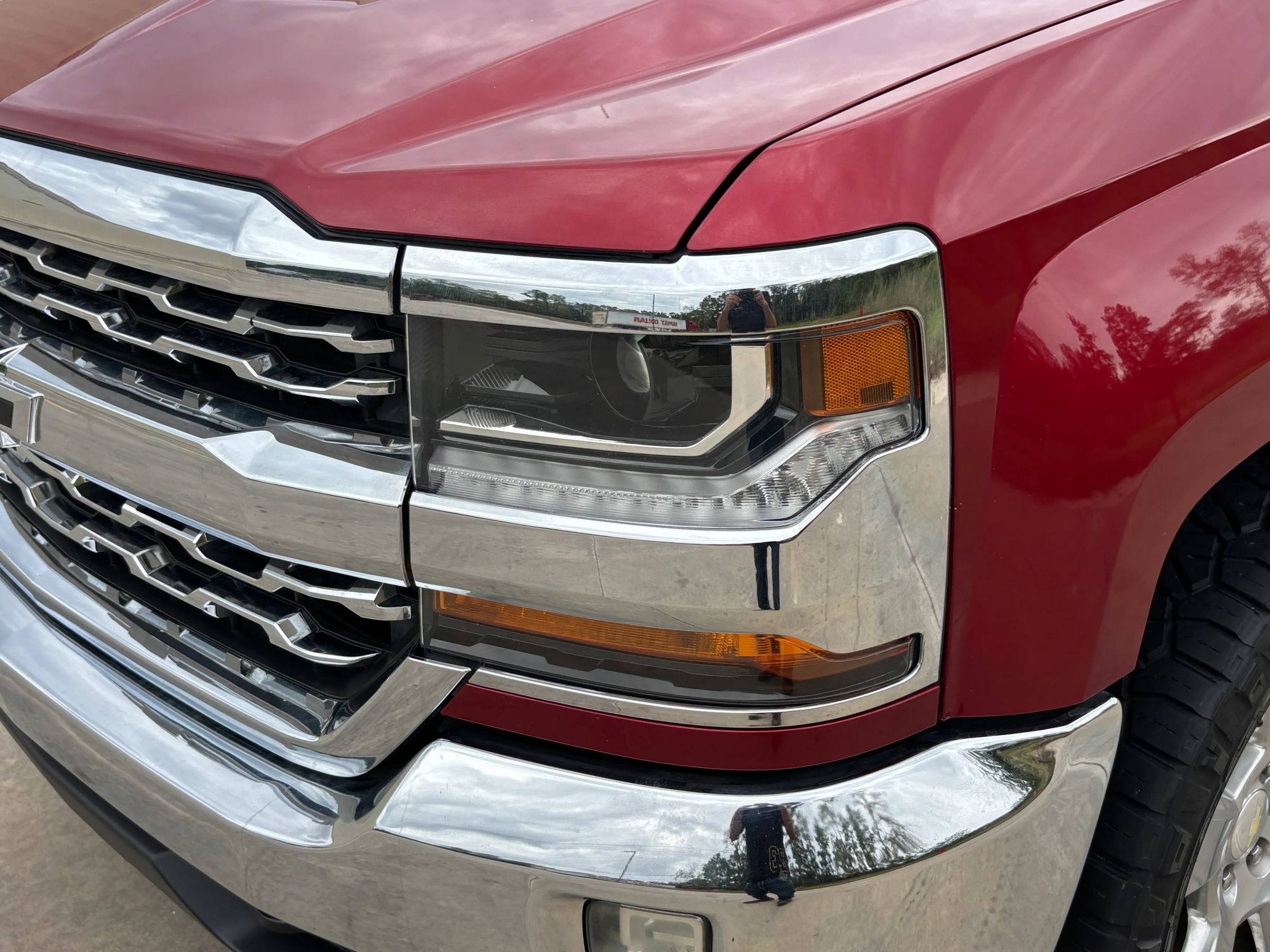 Used 2018 Chevrolet Silverado 1500 LT w/ Texas Edition RWD image 30