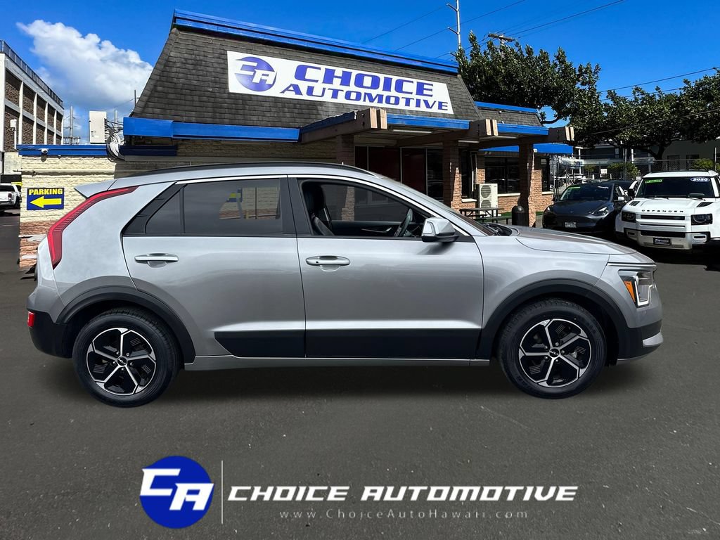 Used 2023 Kia Niro EX FWD image 9