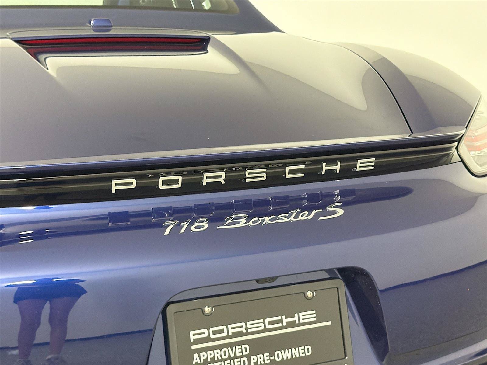 Certified 2025 Porsche 718 Boxster S RWD image 17