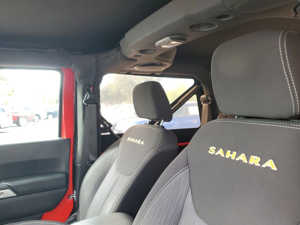 Used 2014 Jeep Wrangler Sahara w/ Connectivity Group image 17