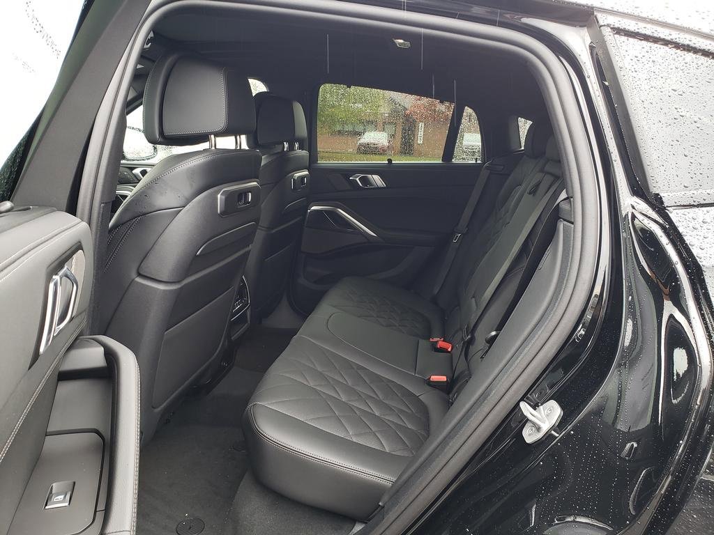 New 2026 BMW X6 M60i image 7