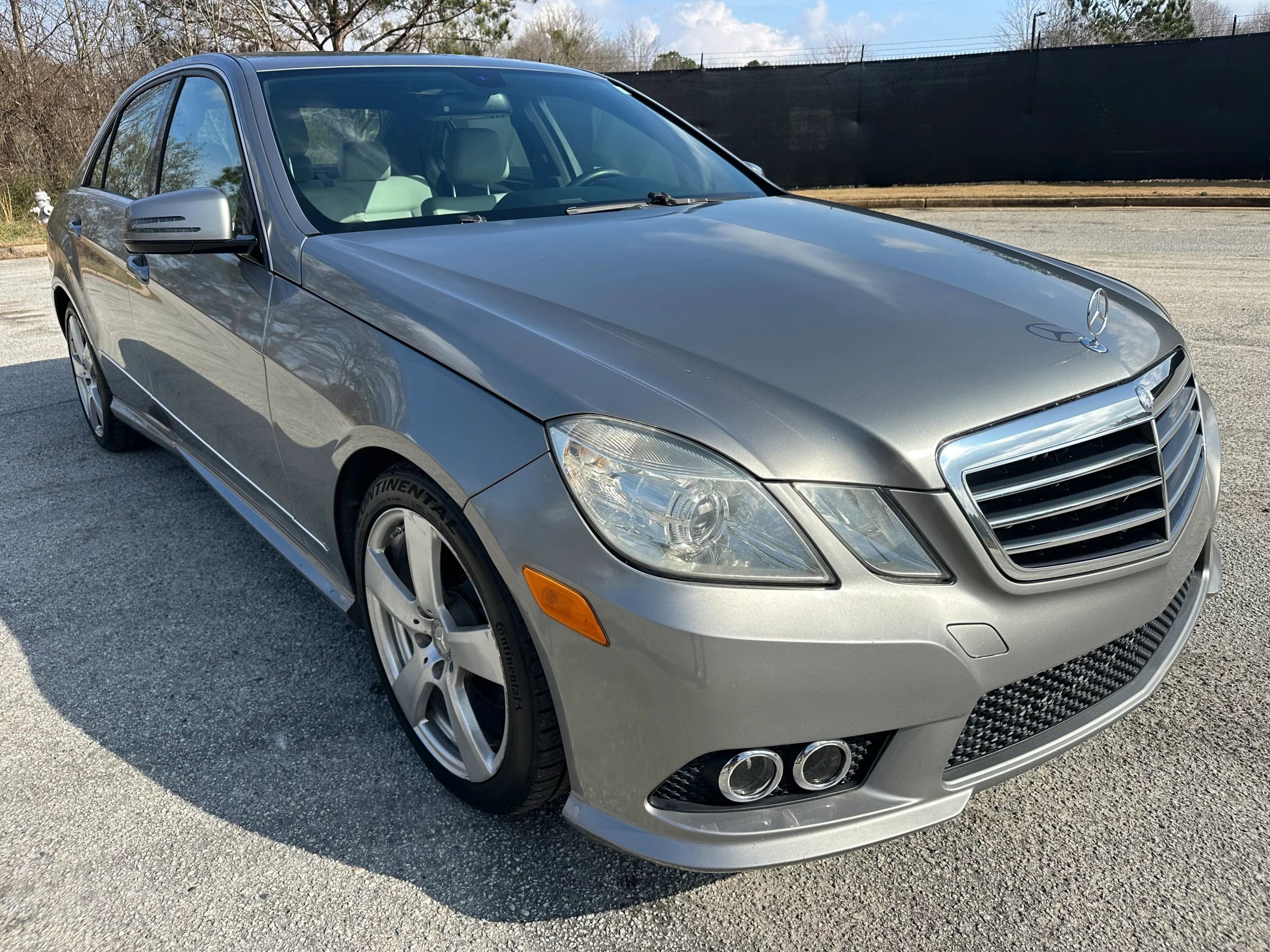Used 2010 Mercedes-Benz E 350 Sedan image 7