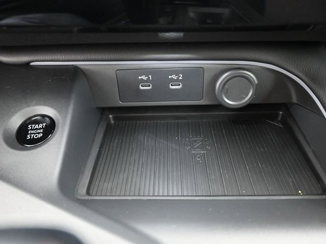 New 2026 Nissan Sentra SR w/ Floor Mat Package image 9