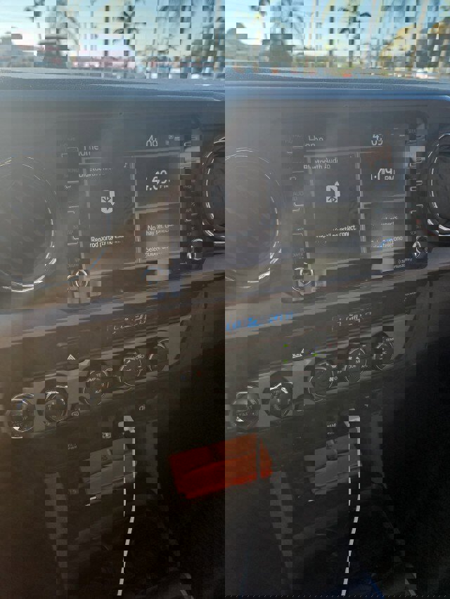 Used 2021 Toyota Tacoma TRD Off-Road image 9