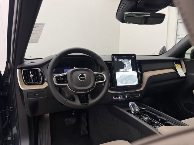 New 2026 Volvo XC60 B5 Plus w/ Protection Package Premier image 23