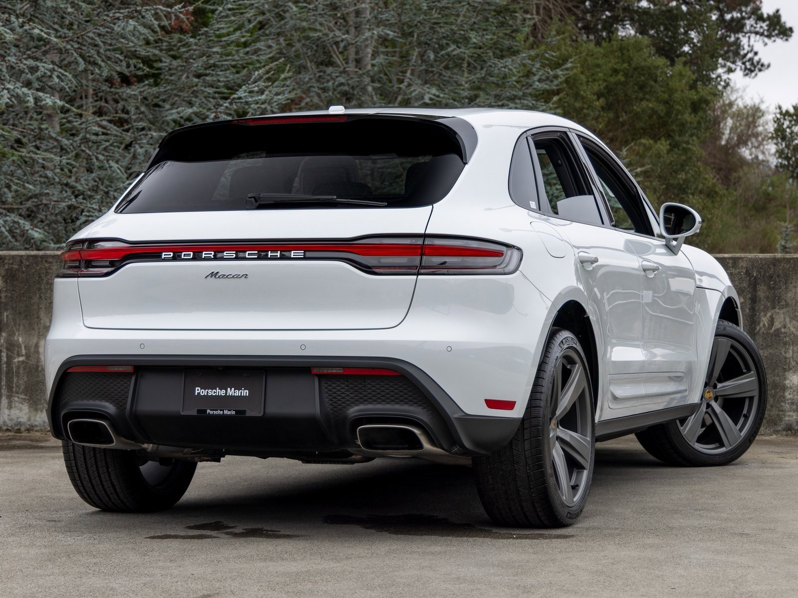 New 2025 Porsche Macan image 11