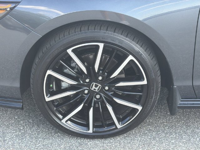Used 2024 Honda Accord Touring image 39