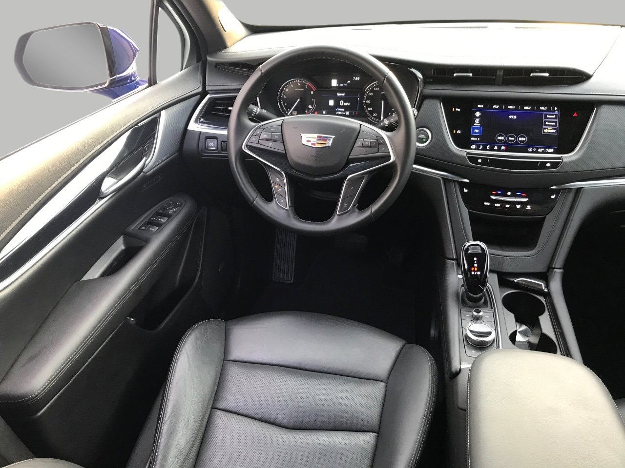 Certified 2025 Cadillac XT5 Premium Luxury image 6