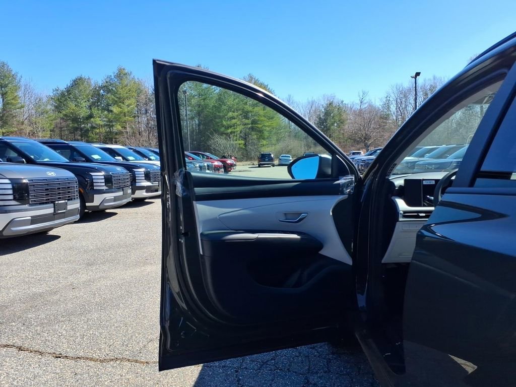 New 2026 Hyundai Tucson SE image 22