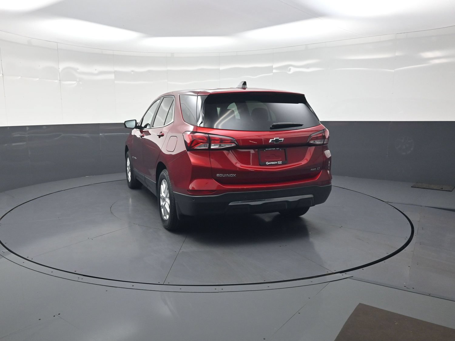 Used 2024 Chevrolet Equinox LT w/ LPO, Floor Liner Package AWD/4WD image 5
