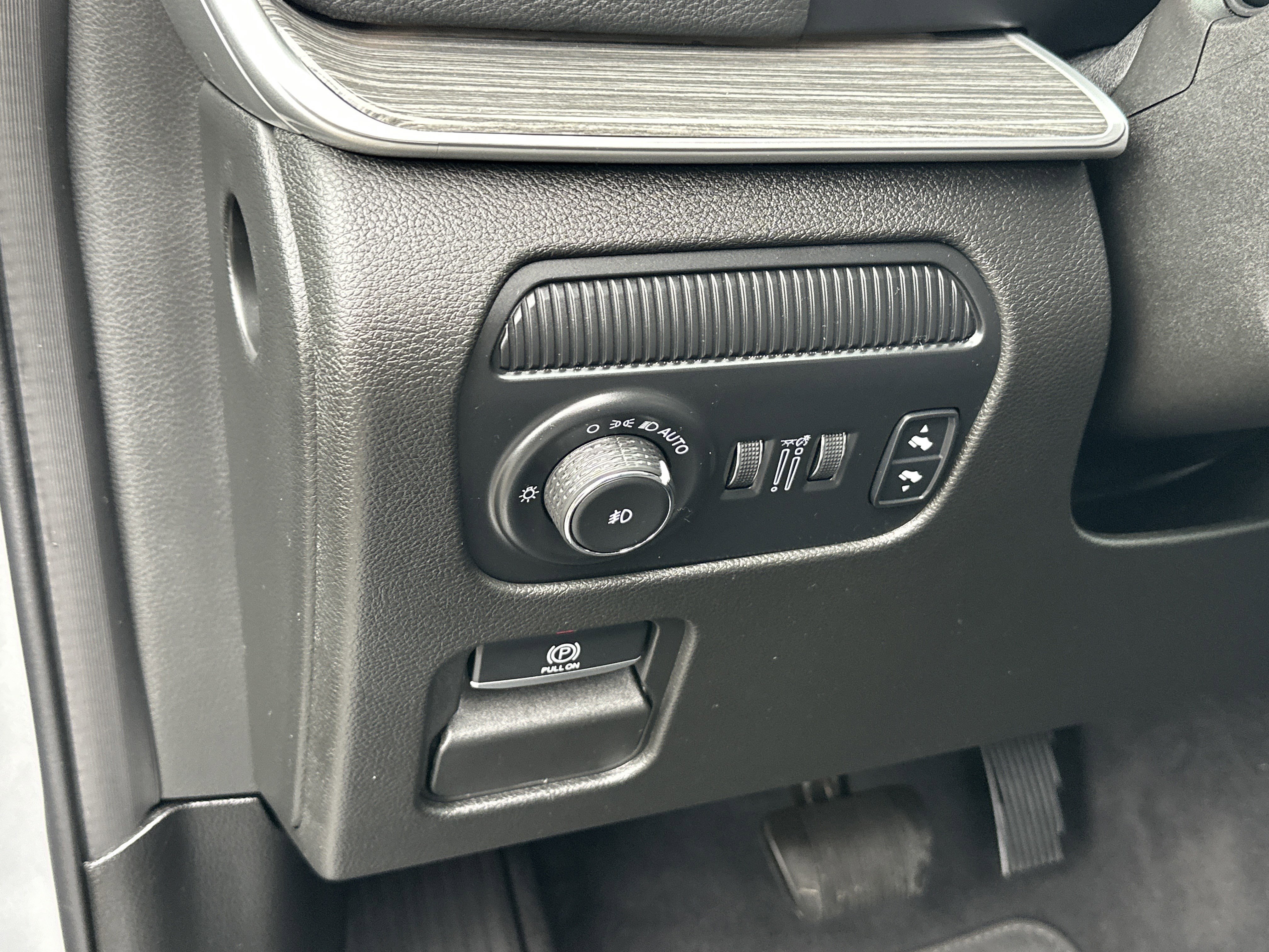 Used 2022 Jeep Wagoneer Series II image 16