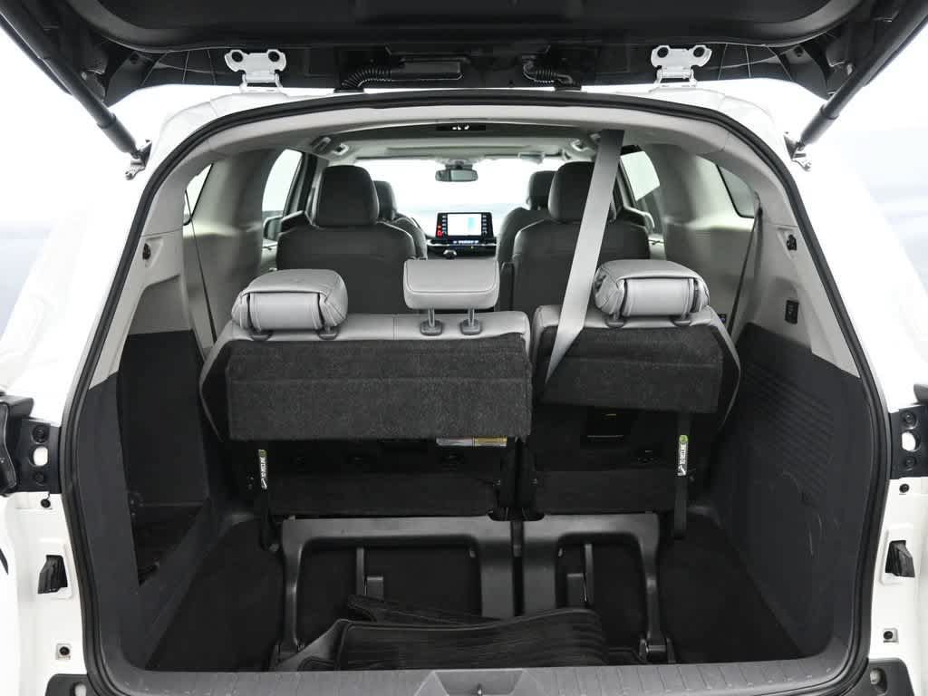 Used 2024 Toyota Sienna XLE w/ XLE Plus Package AWD/4WD image 23