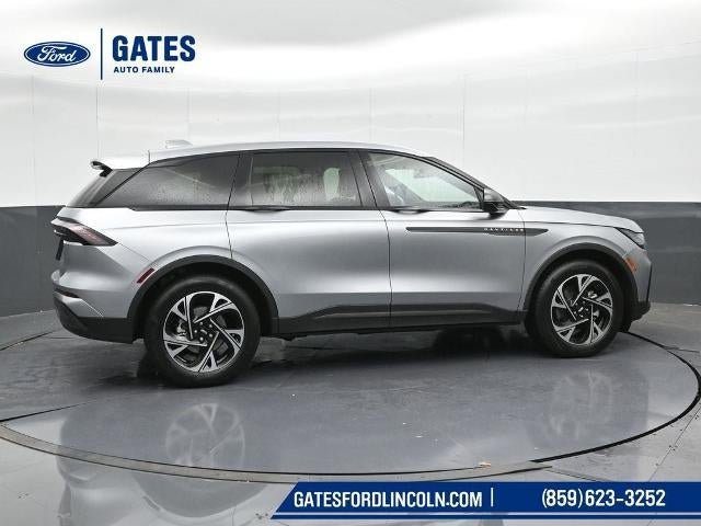 New 2025 Lincoln Nautilus Premier w/ Equipment Group 102A AWD/4WD image 3