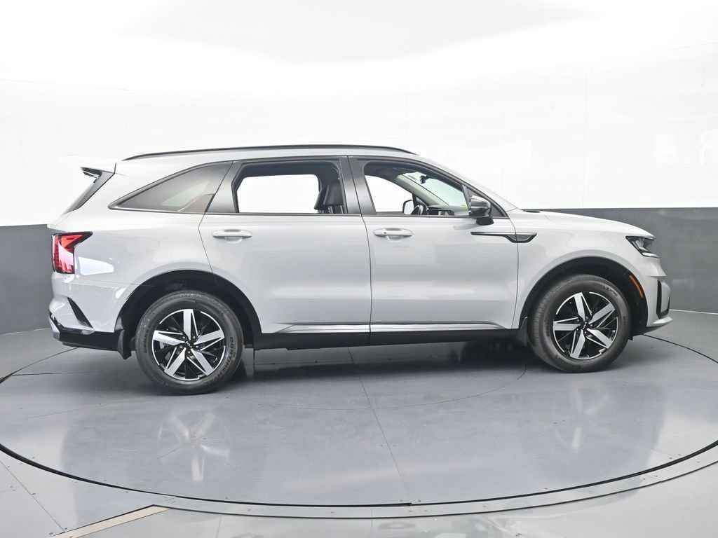Used 2023 Kia Sorento EX FWD image 7
