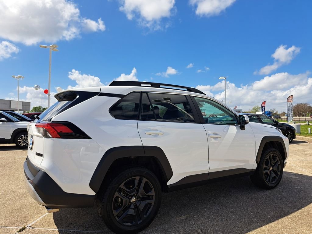 Used 2024 Toyota RAV4 Adventure image 5
