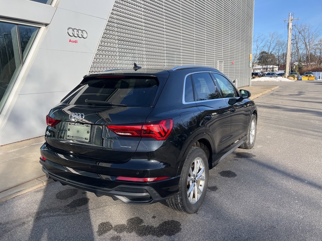 Used 2023 Audi Q3 2.0T Premium w/ Convenience Package image 26