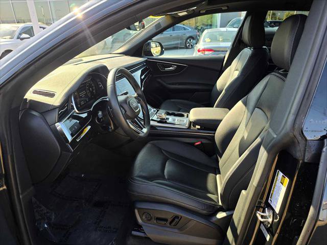 Used 2024 Audi Q8 Premium Plus w/ Premium Plus Package image 22