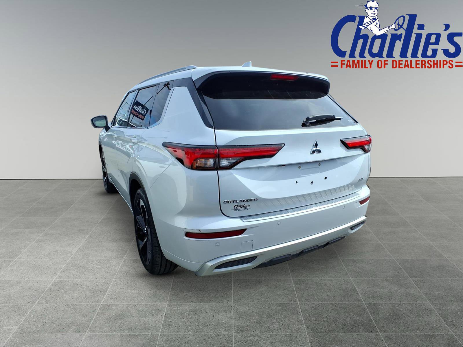 Used 2024 Mitsubishi Outlander SEL image 5