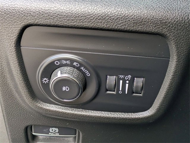 Certified 2023 Jeep Grand Cherokee L Limited w/ Trailer Tow Group (B) image 14