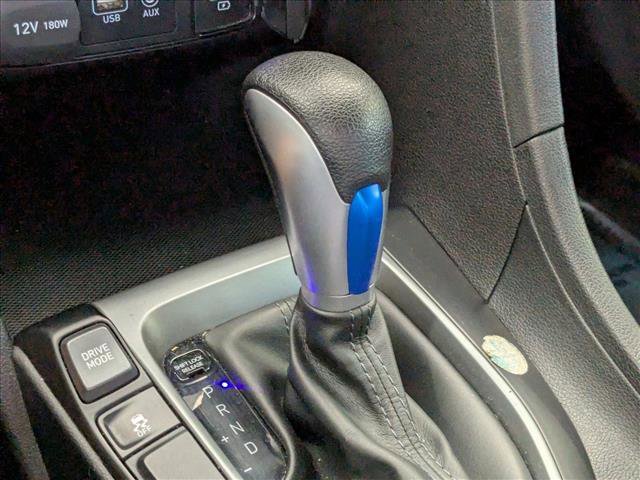 Used 2020 Hyundai Veloster 2.0 image 12