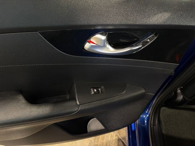 Used 2021 Kia Forte EX image 23