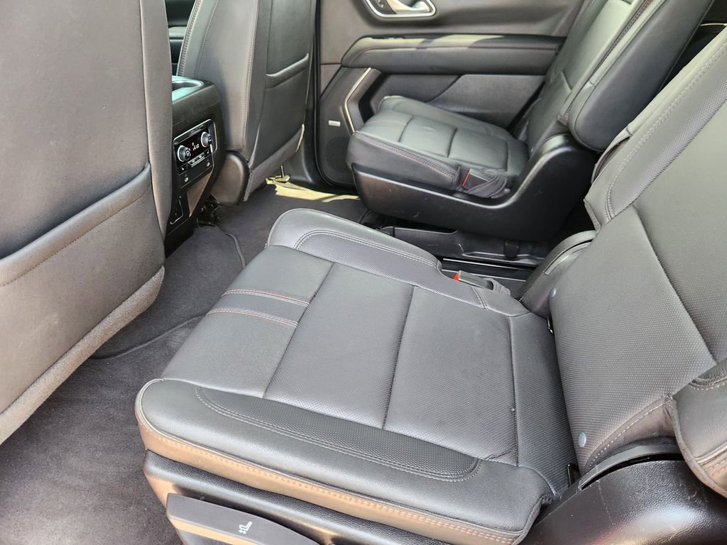 Used 2024 Chevrolet Tahoe RST w/ Luxury Package AWD/4WD image 29