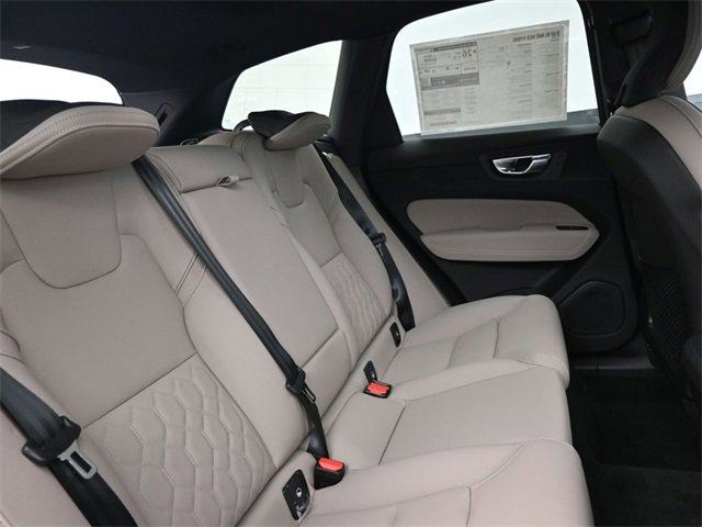 New 2026 Volvo XC60 B5 Core w/ Climate Package image 32