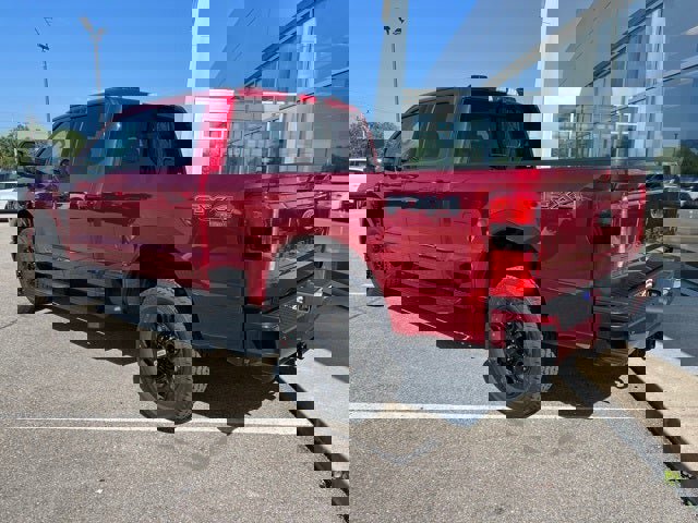 New 2025 Ford F250 Lariat w/ Black Appearance Package image 3