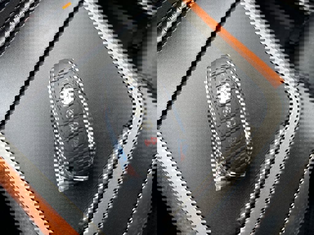 Used 2019 Lincoln Nautilus Select image 20