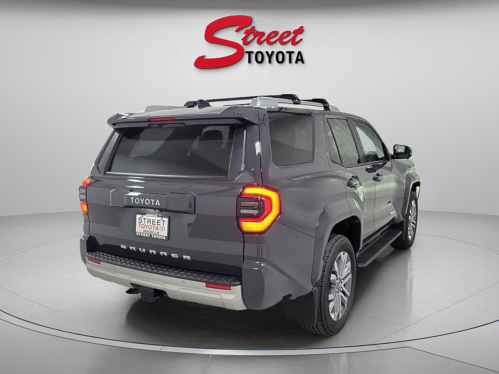 Certified 2025 Toyota 4Runner Limited image 4
