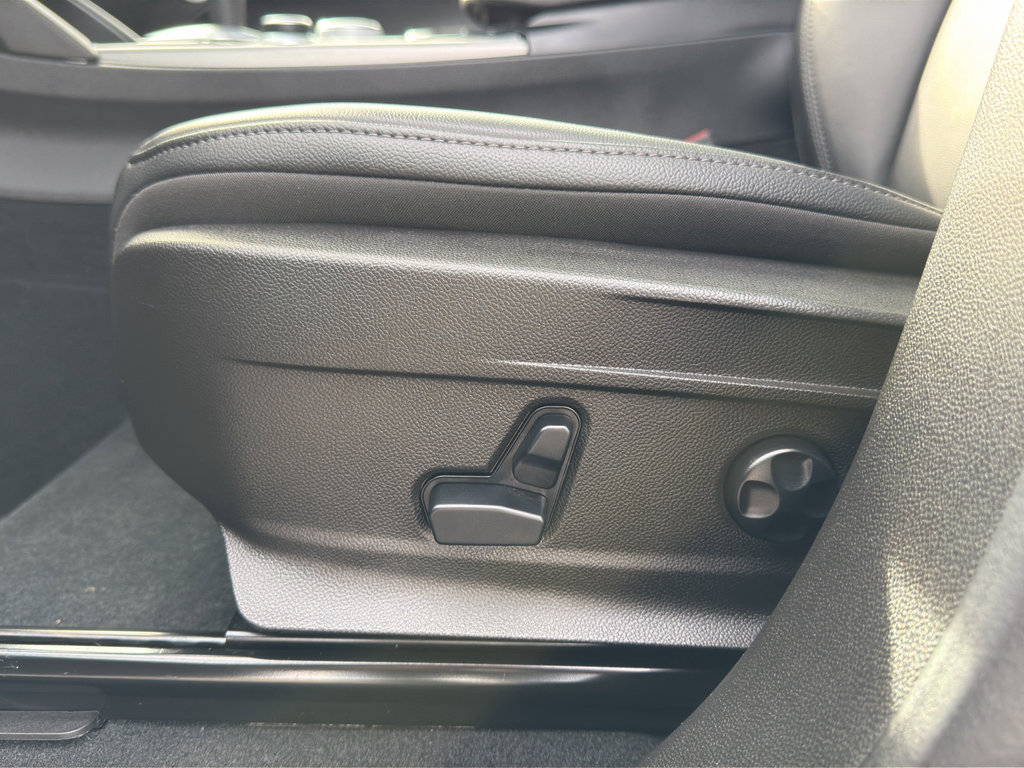 Used 2024 Alfa Romeo Stelvio Ti image 15