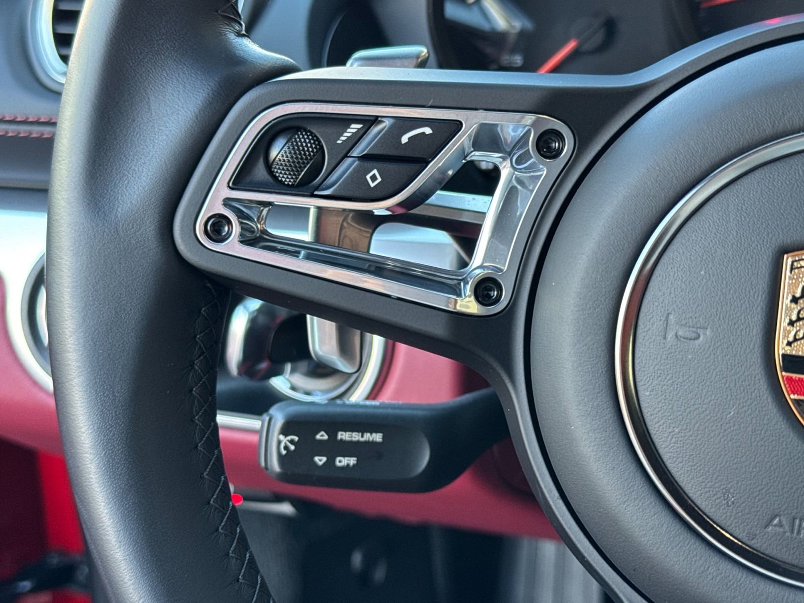 Certified 2025 Porsche 718 Boxster image 23