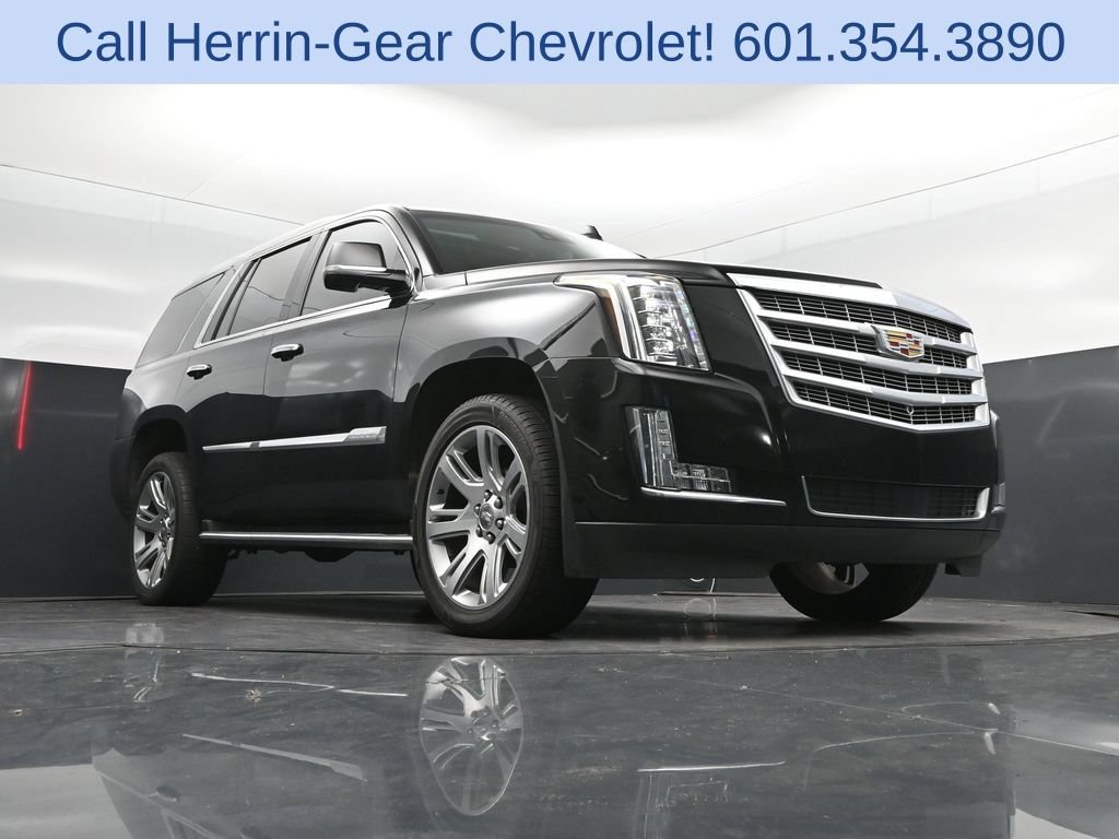 Used 2019 Cadillac Escalade Premium Luxury AWD/4WD image 45