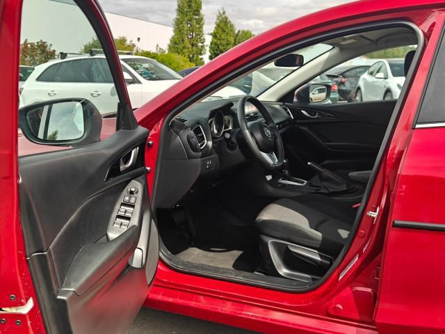 Used 2014 MAZDA MAZDA3 i Touring FWD image 20