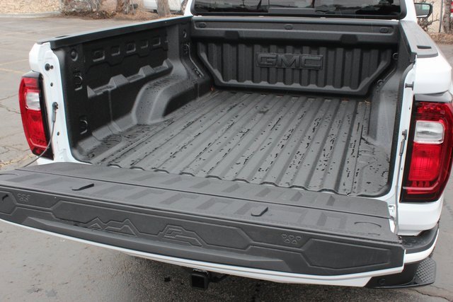 New 2025 GMC Canyon Elevation w/ Convenience Package image 46