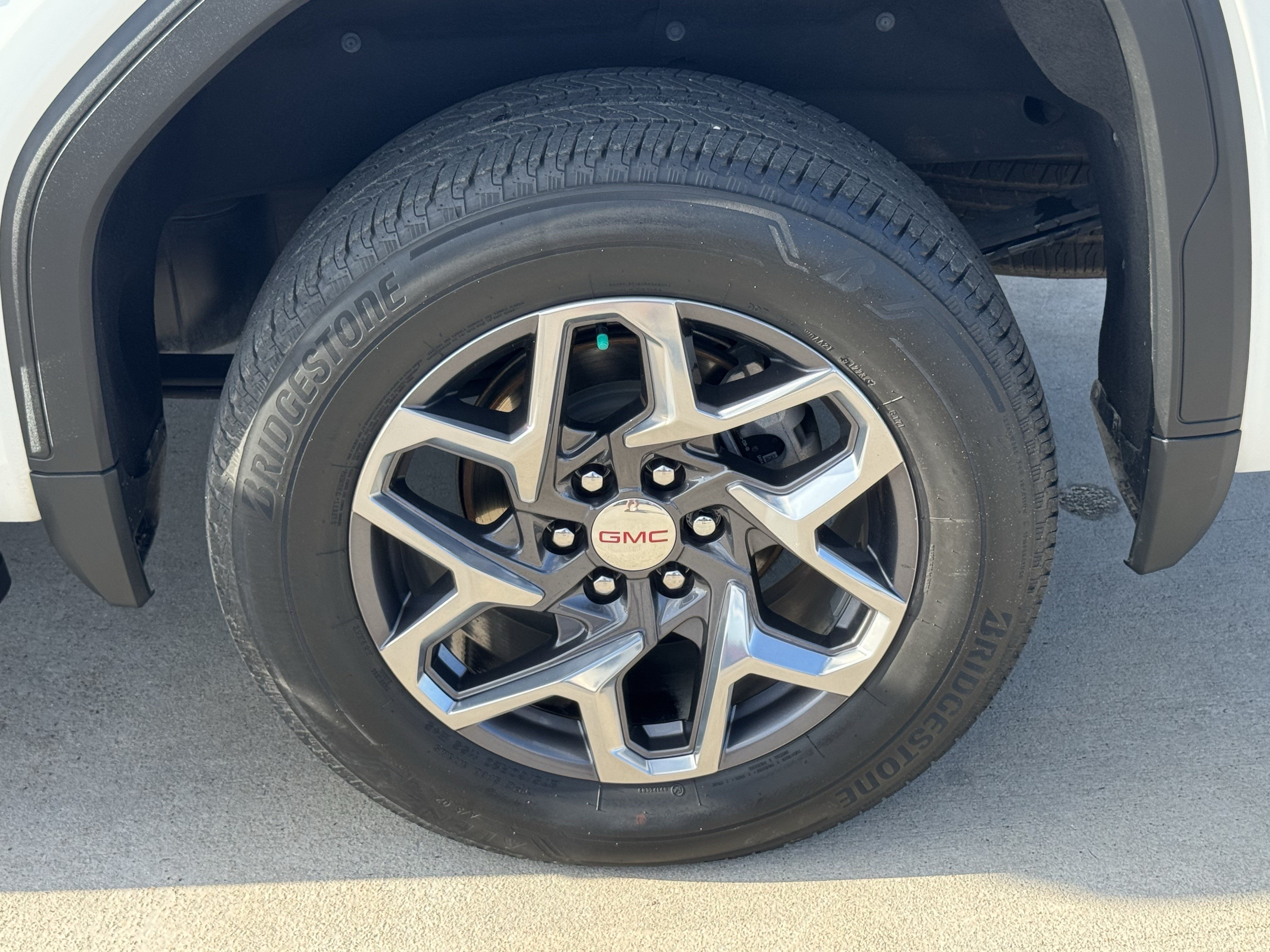 Used 2023 GMC Sierra 1500 SLT RWD image 9