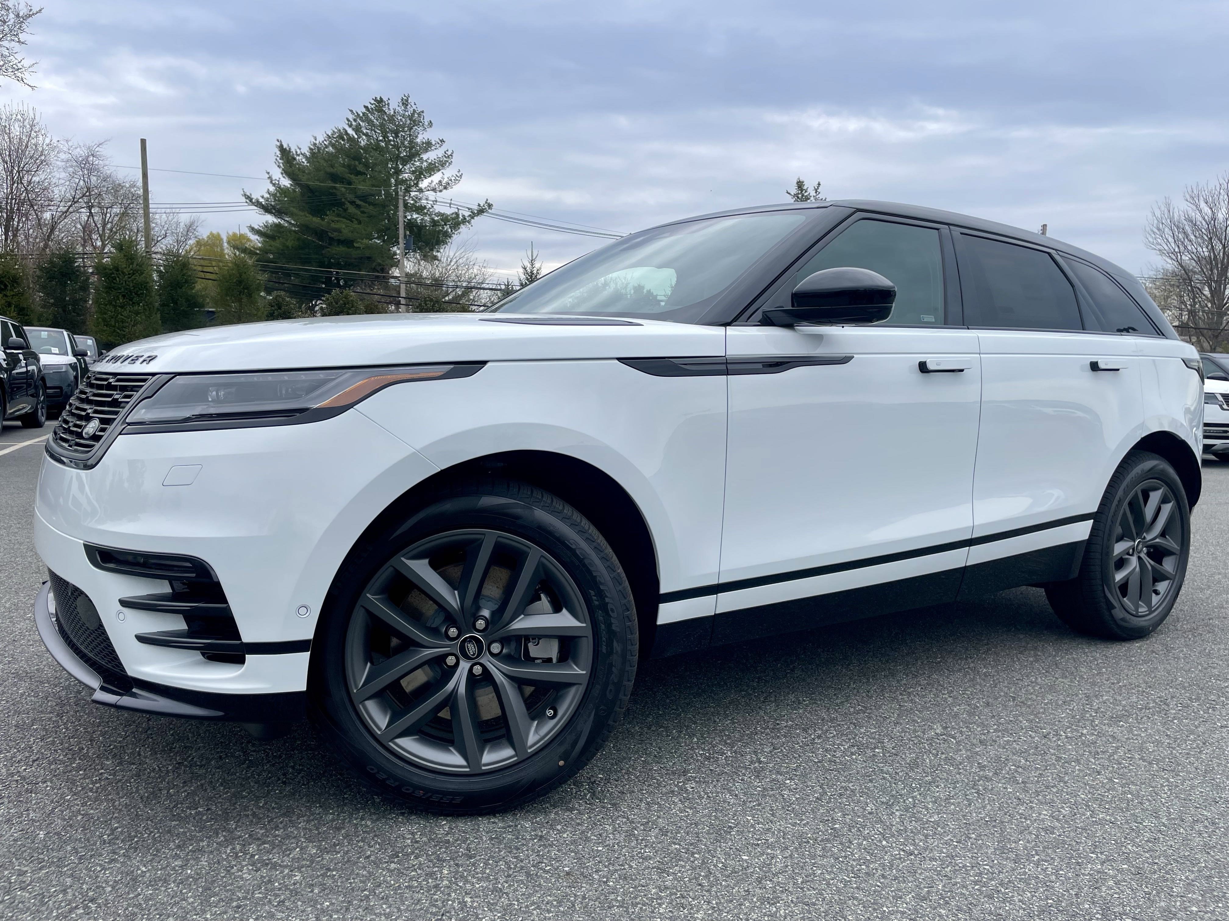 New 2026 Land Rover Range Rover Velar Dynamic SE image 35