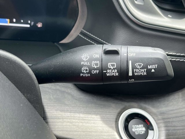 Used 2022 Jeep Grand Cherokee L Limited image 23