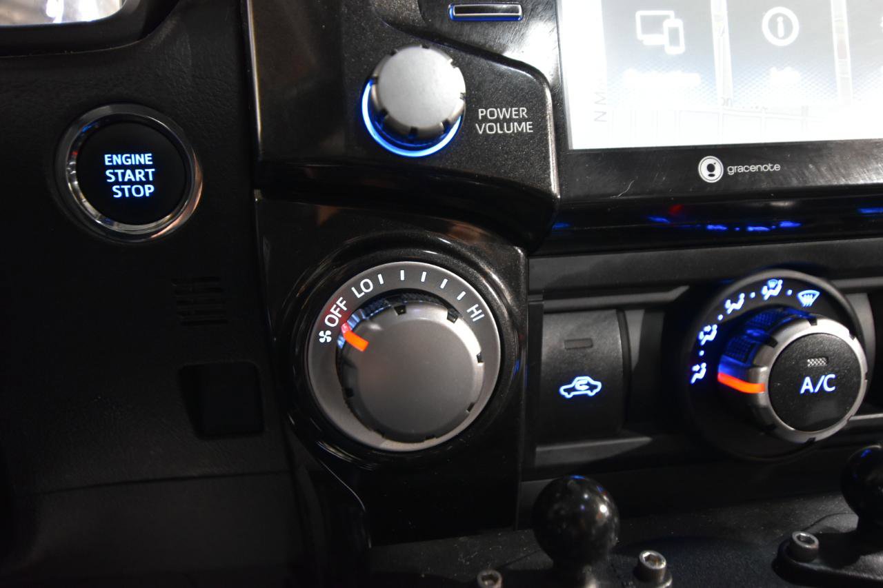 Used 2021 Toyota 4Runner Venture w/ Moonroof Package AWD/4WD image 40