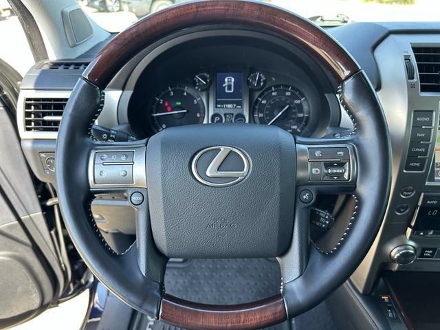 Used 2018 Lexus GX 460 Premium w/ Premium Package AWD/4WD image 12