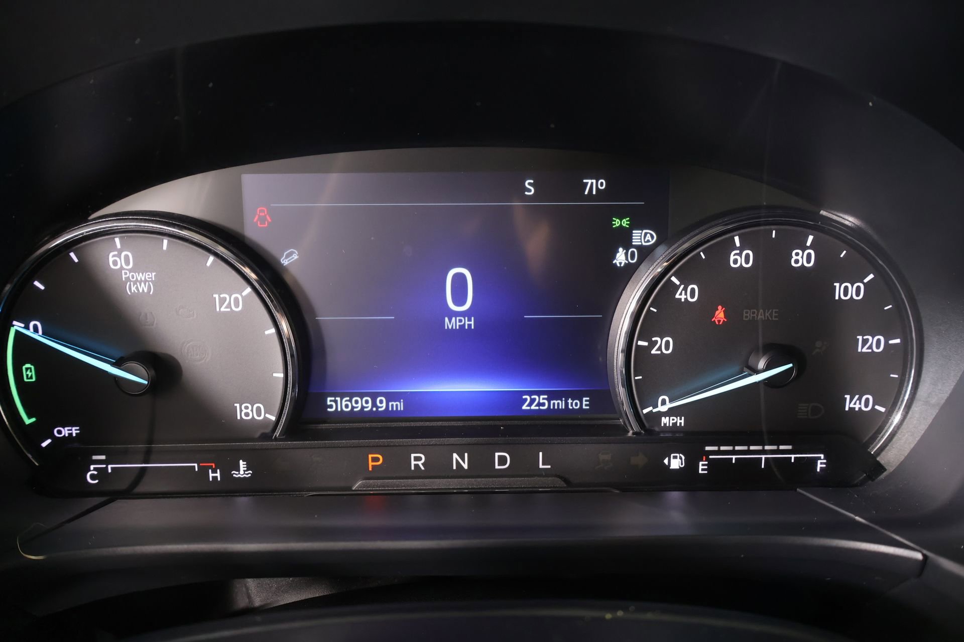 Used 2022 Ford Escape SE FWD image 4